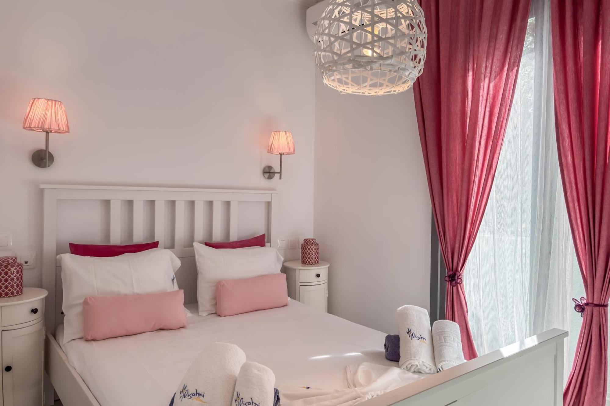 Alisahni Villa & Suite Kato Daratso Extérieur photo